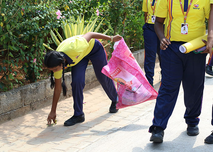 cleaning-school-1